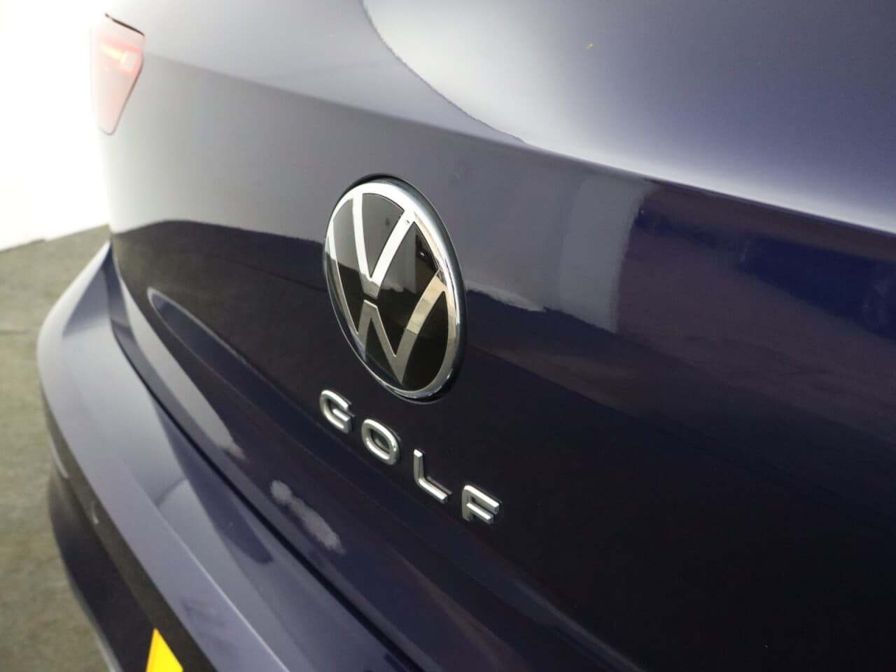 Volkswagen Golf 1.5 eTSI MHEV Style — image 61