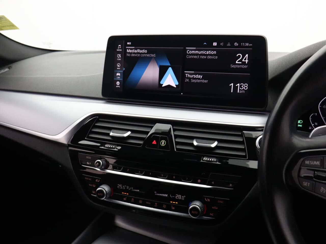 BMW 5 Series 2.0 530e 12kWh SE — image 22