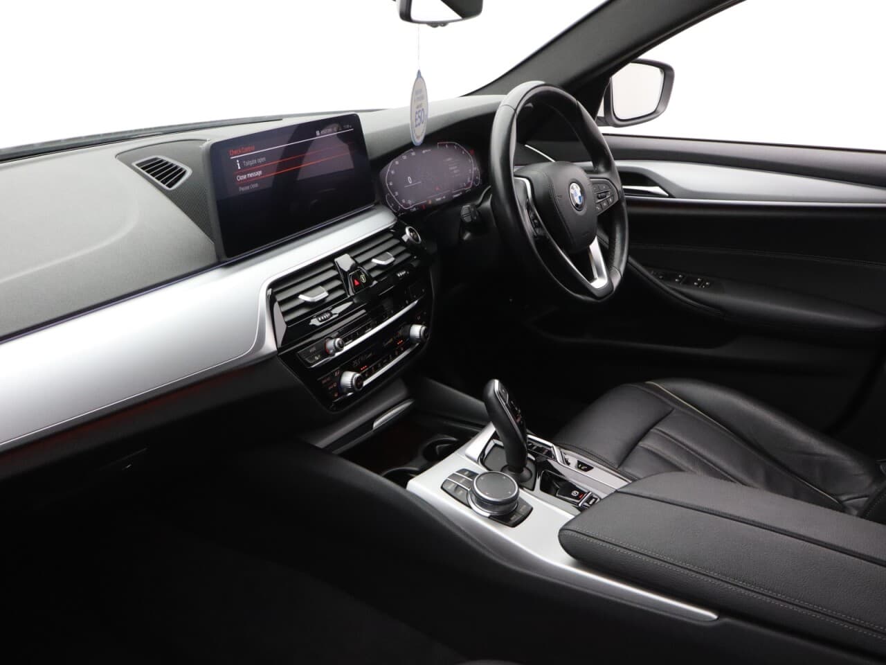 BMW 5 Series 2.0 530e 12kWh SE — image 48