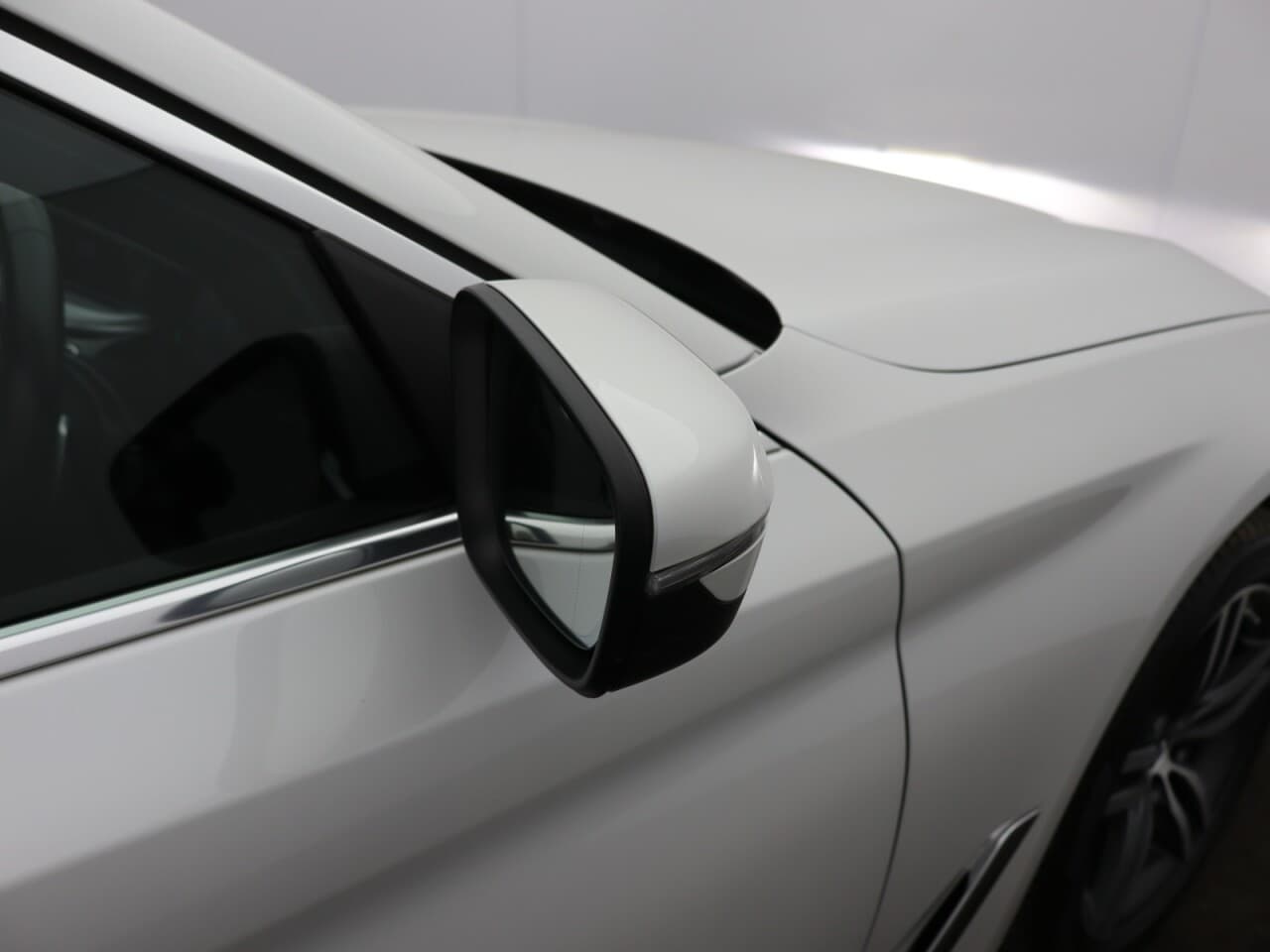 BMW 5 Series 2.0 530e 12kWh SE — image 59
