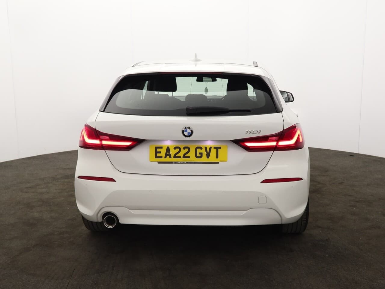 BMW 1 Series 1.5 118i SE (LCP) — image 9