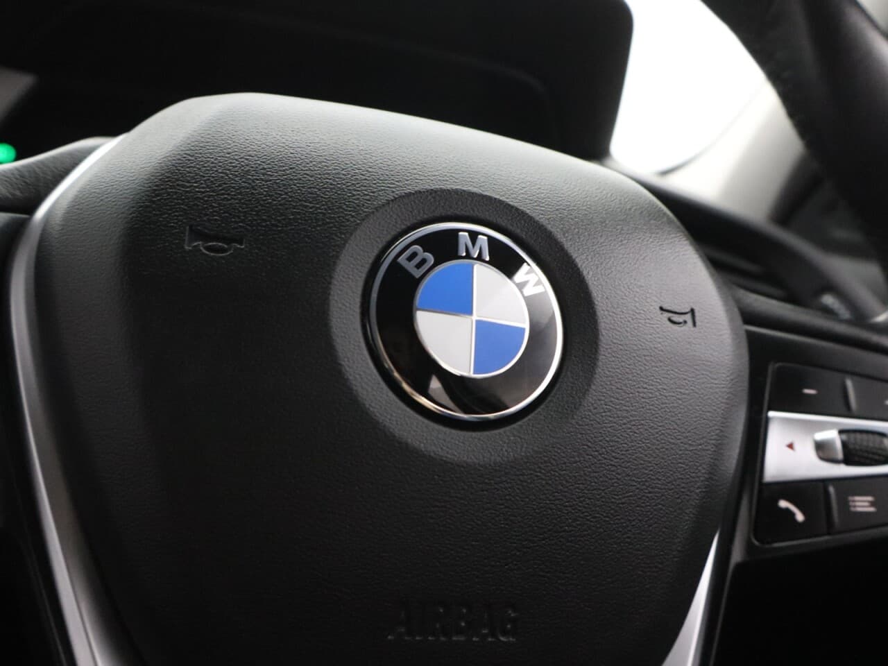 BMW 1 Series 1.5 118i SE (LCP) — image 20