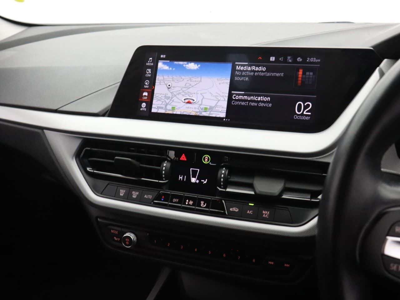 BMW 1 Series 1.5 118i SE (LCP) — image 22