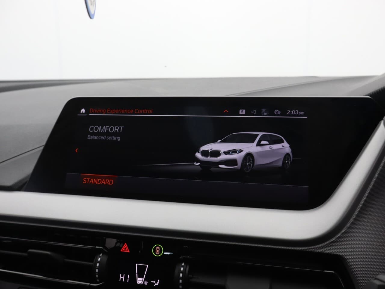 BMW 1 Series 1.5 118i SE (LCP) — image 36