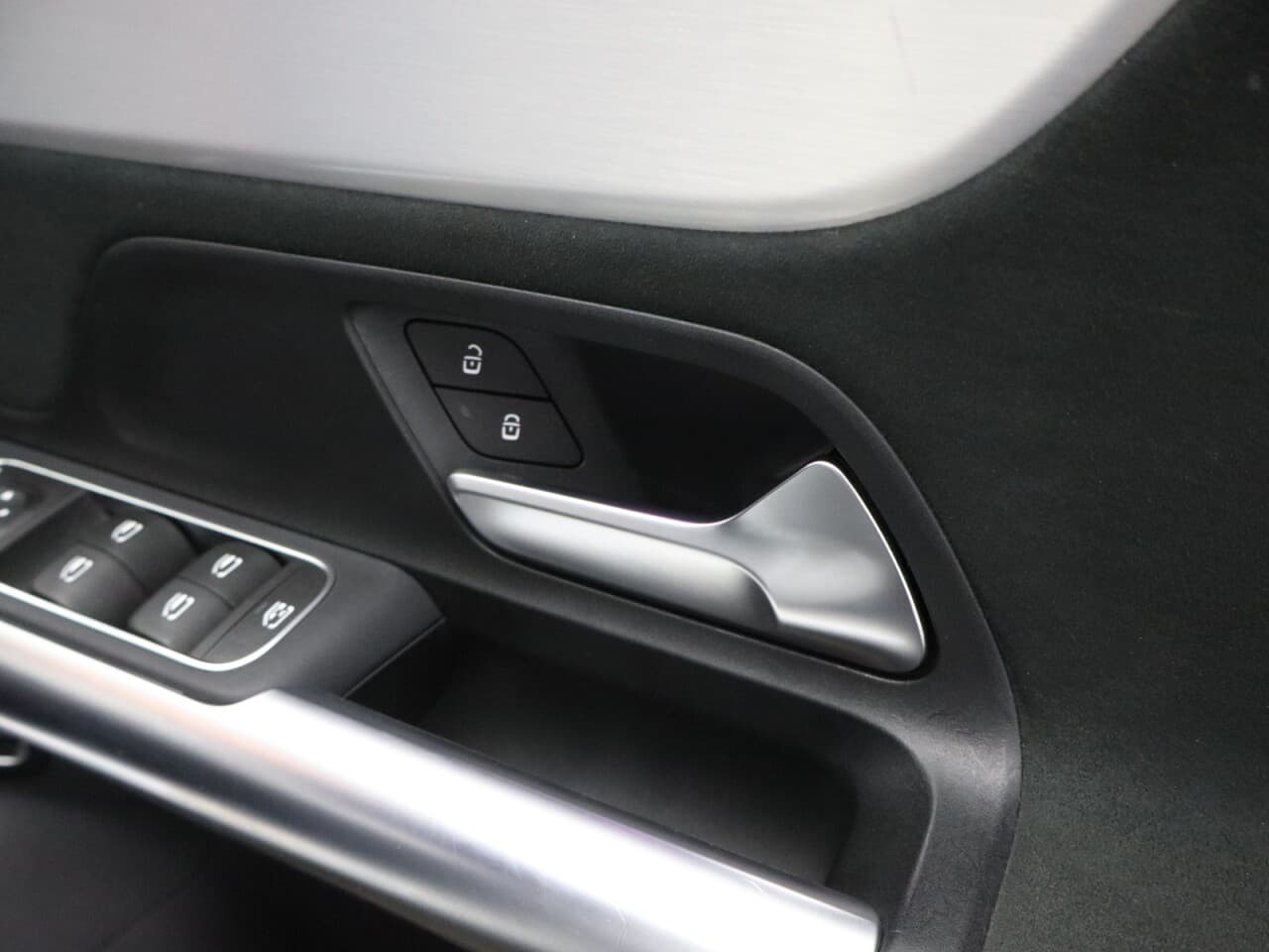 Mercedes-Benz Eqa EQA 250+ 70.5kWh AMG Line — image 52