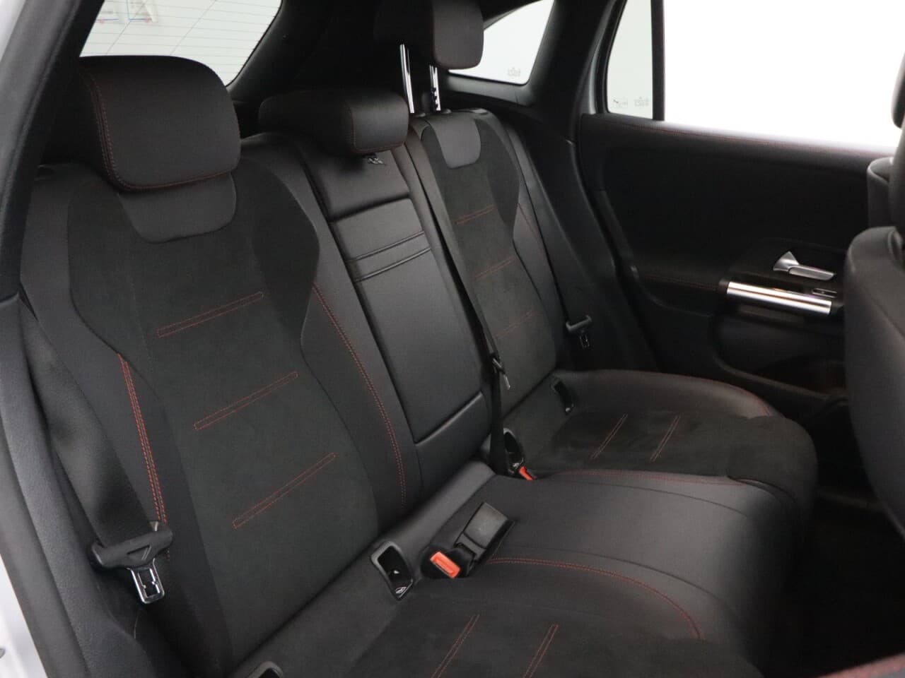 Mercedes-Benz Eqa EQA 250+ 70.5kWh AMG Line — image 46
