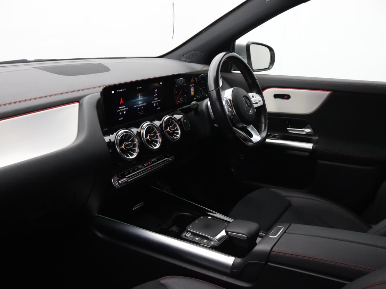 Mercedes-Benz Eqa EQA 250+ 70.5kWh AMG Line — image 44