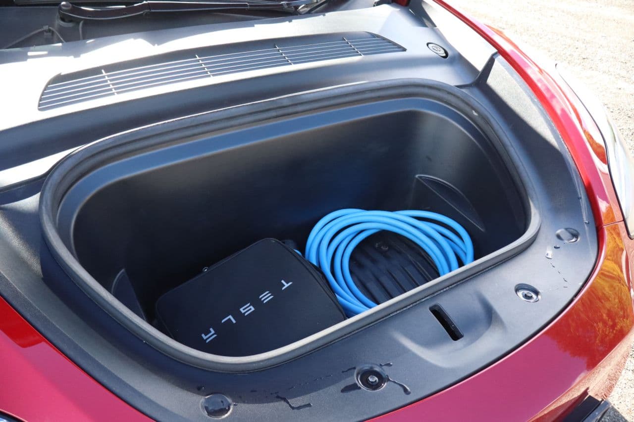 Tesla Model Y (Dual Motor) Long Range — image 41
