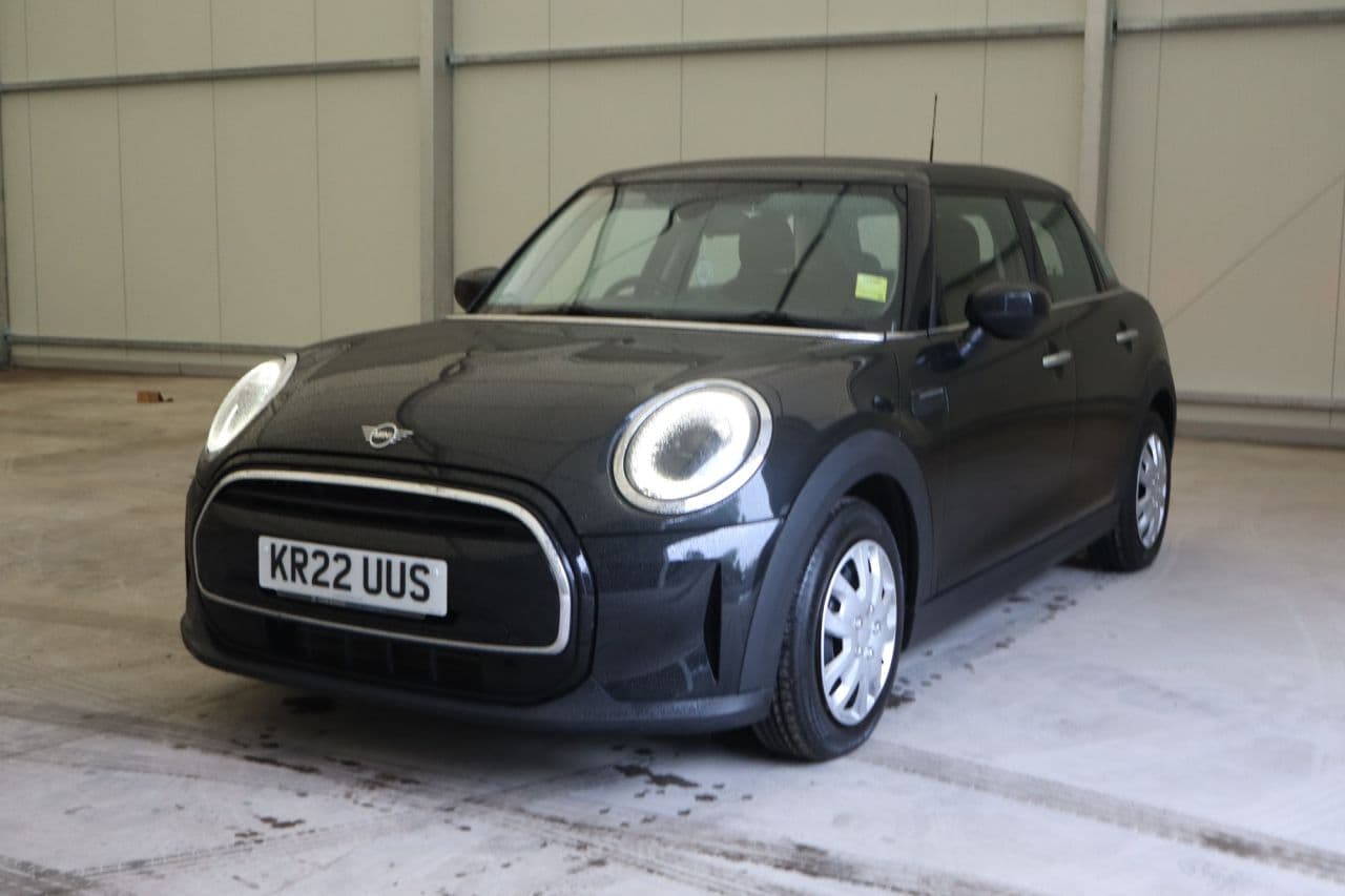 Mini Hatch 1.5 One Classic — image 5