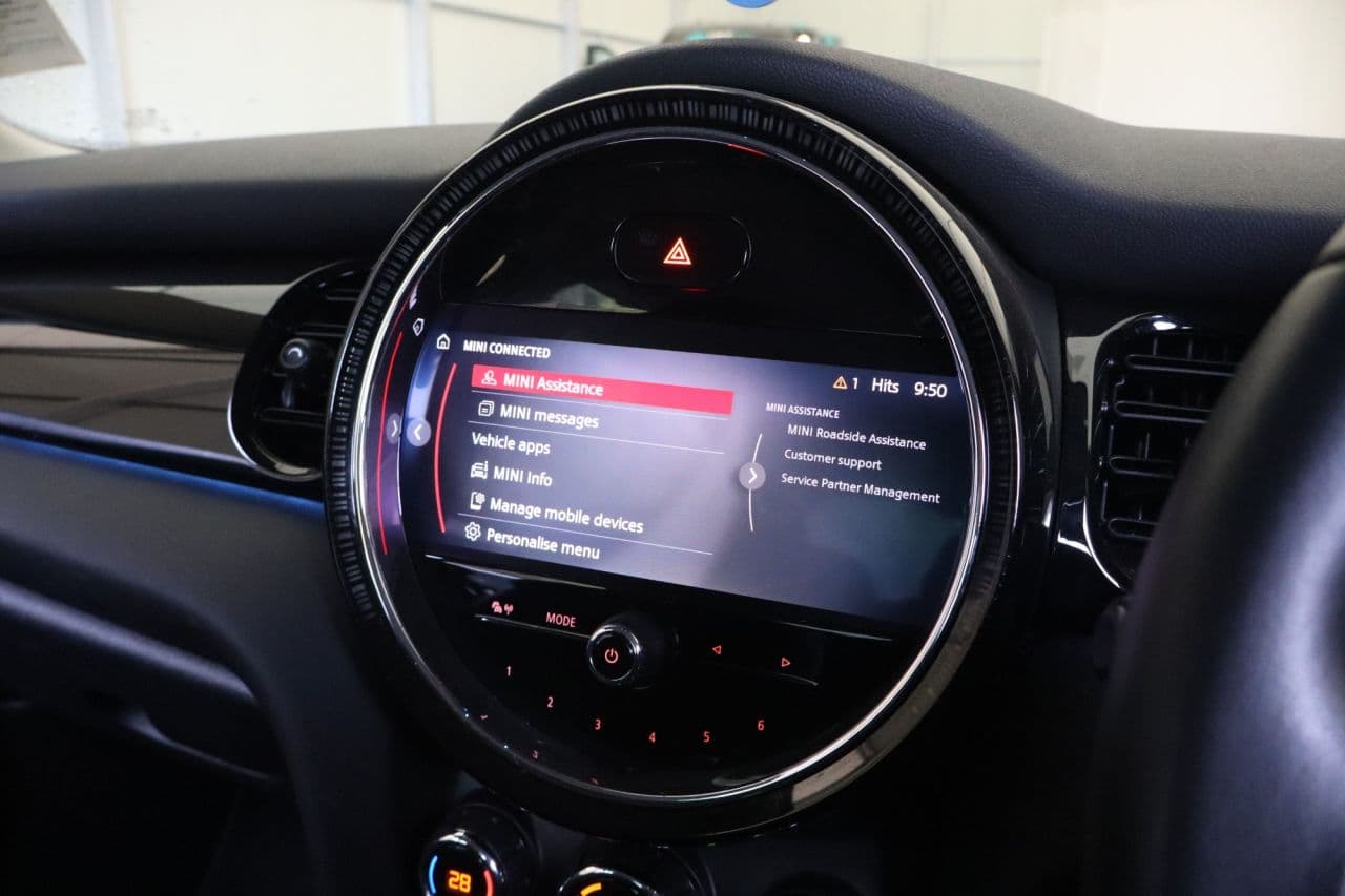 Mini Hatch 1.5 One Classic — image 35