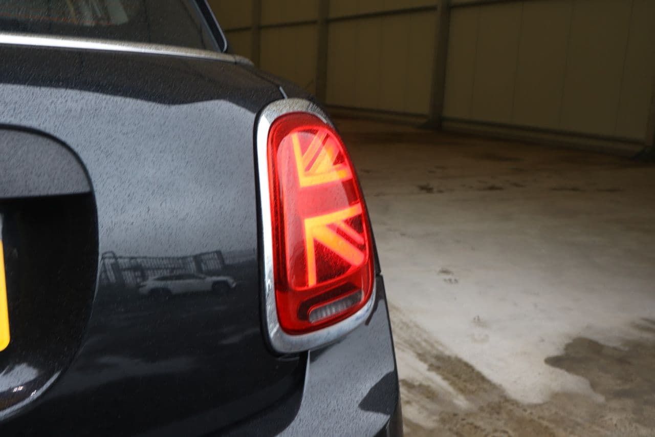 Mini Hatch 1.5 One Classic — image 54