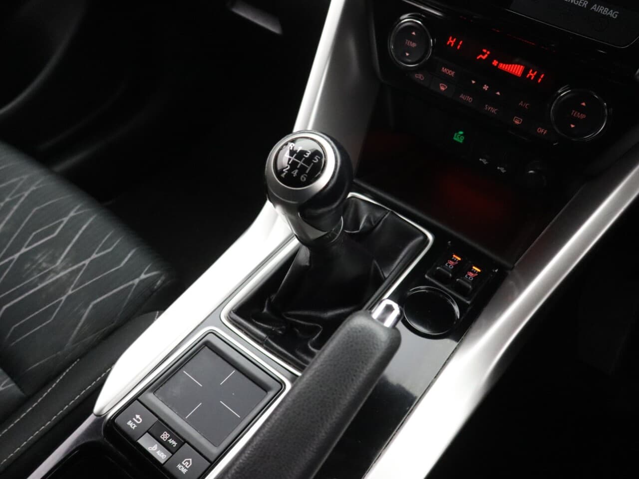 Mitsubishi Eclipse Cross 1.5T 3 — image 23