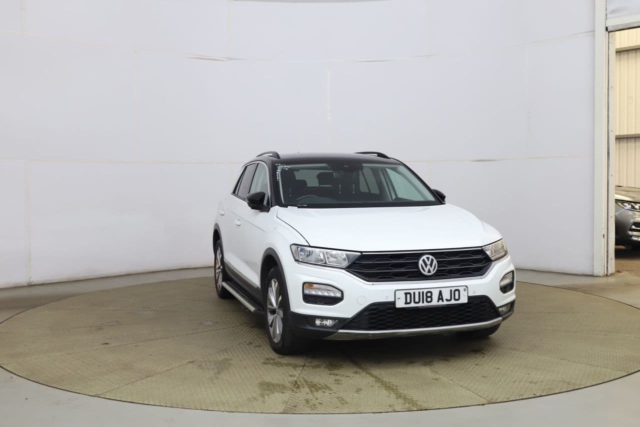 Volkswagen T-Roc 1.0 TSI Design view 1