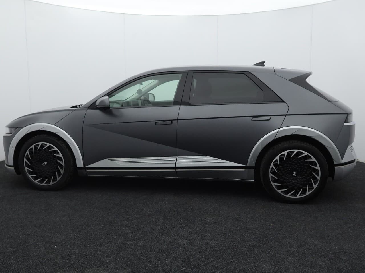 Hyundai Ioniq 5 77kWh Ultimate — image 10