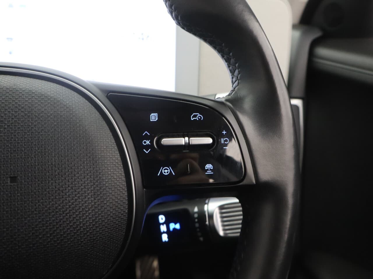 Hyundai Ioniq 5 77kWh Ultimate — image 18