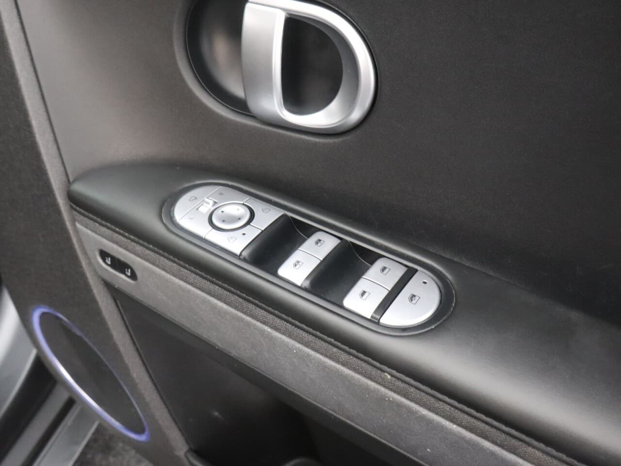 Hyundai Ioniq 5 77kWh Ultimate — image 41