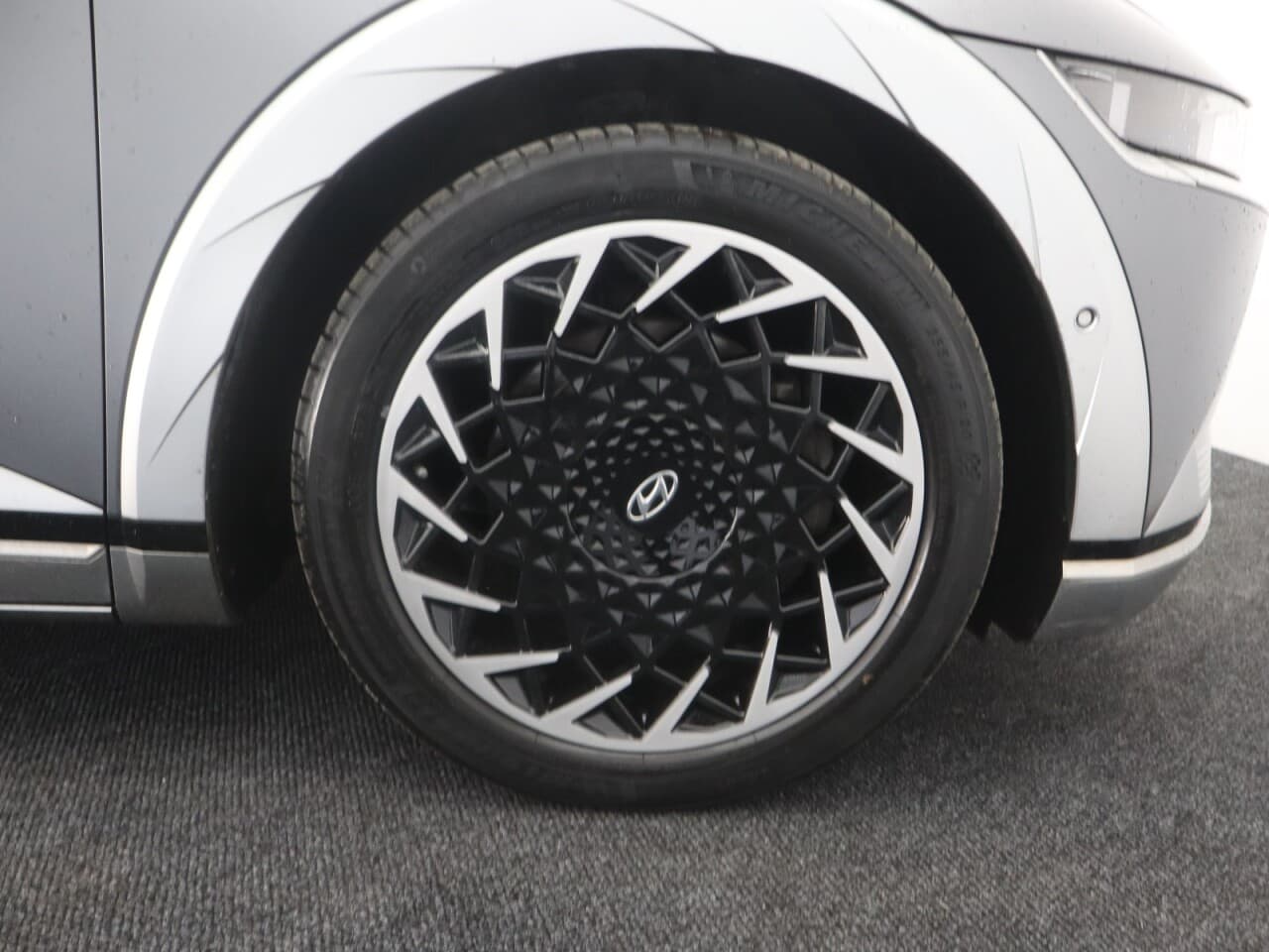 Hyundai Ioniq 5 77kWh Ultimate — image 52