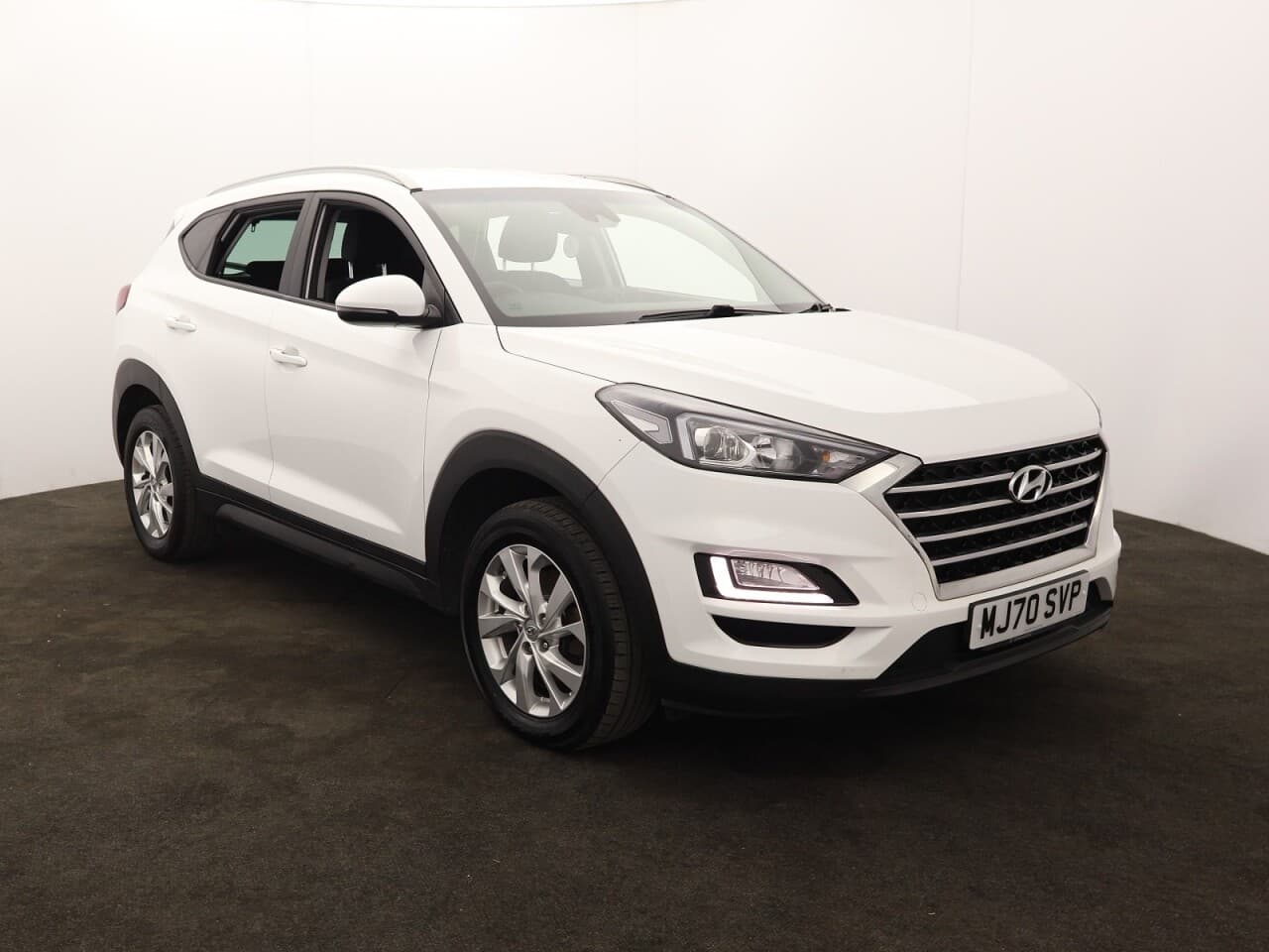 Hyundai Tucson 1.6 GDi SE Nav view 1