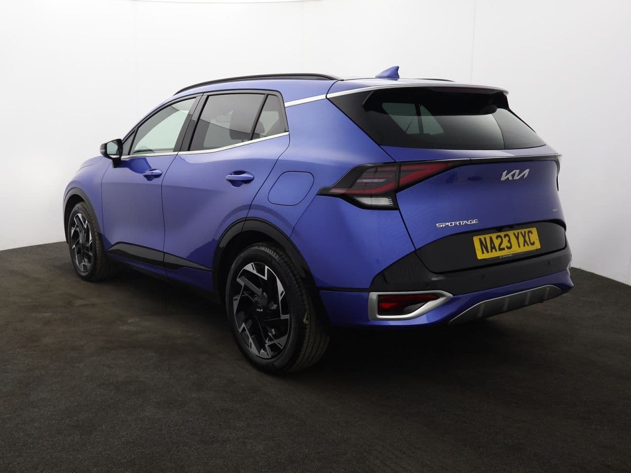 Kia Sportage 1.6 T-GDi 13.8kWh GT-Line — image 8