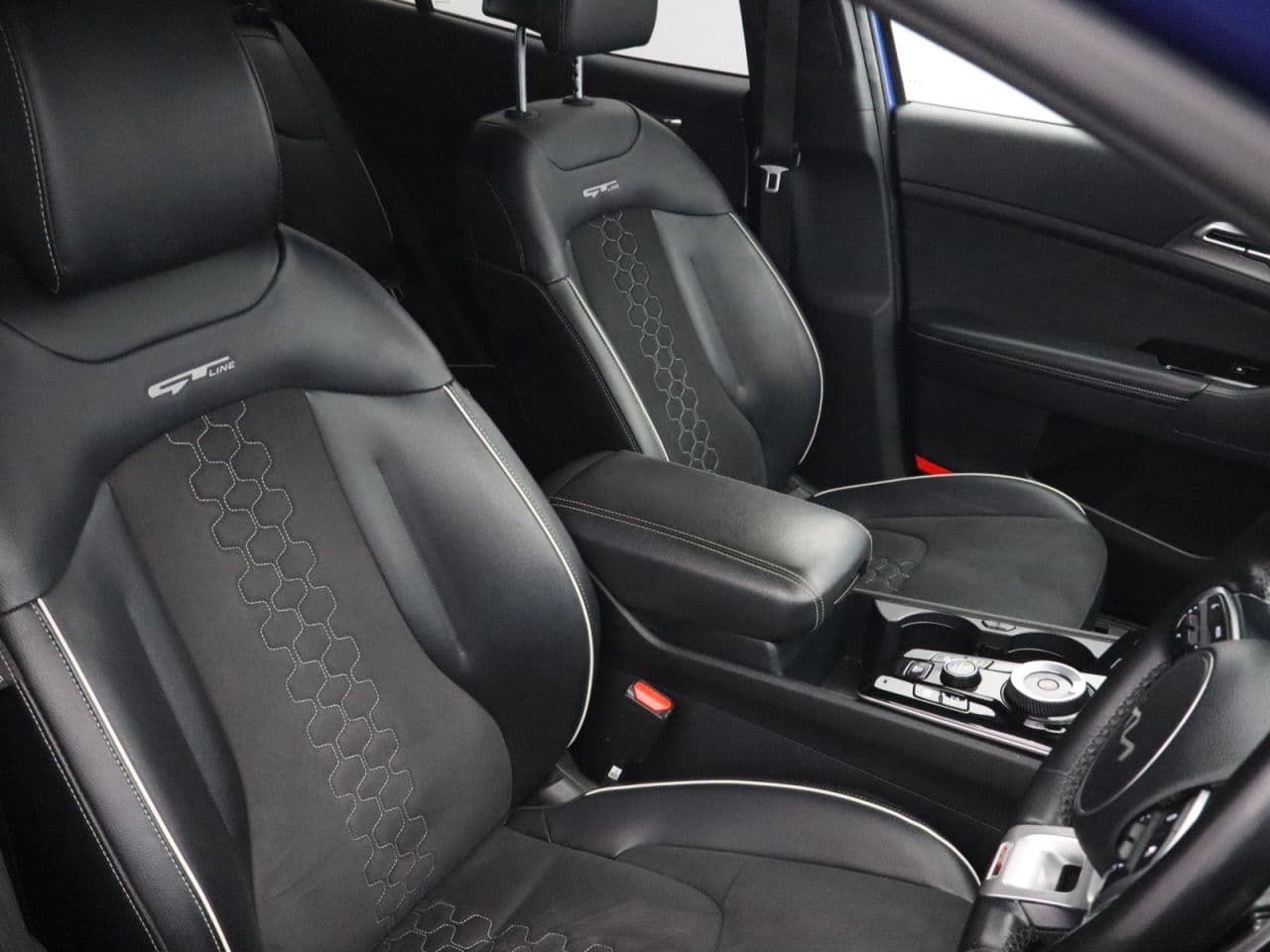 Kia Sportage 1.6 T-GDi 13.8kWh GT-Line — image 15