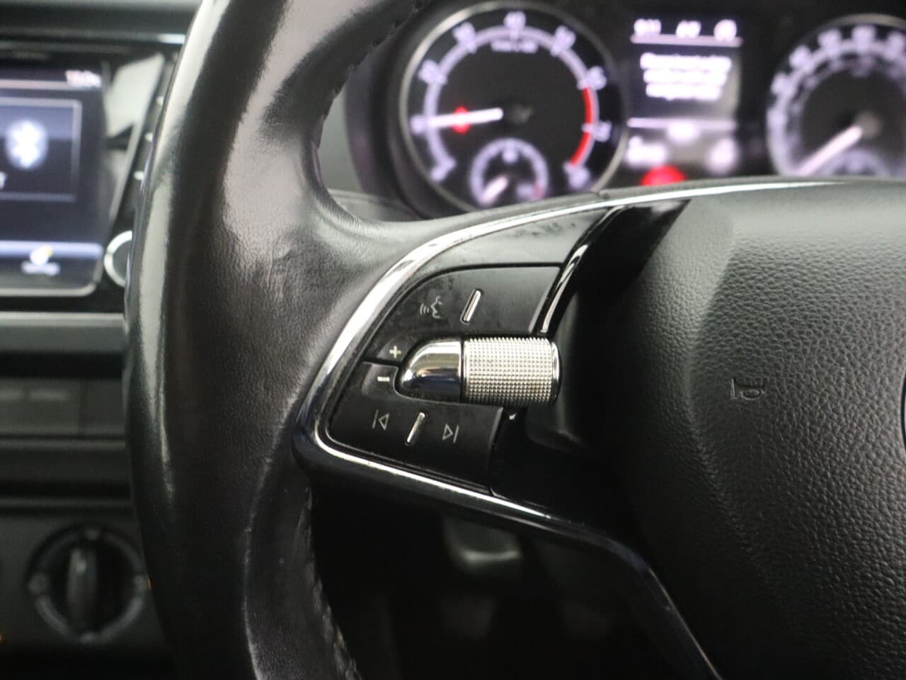 Skoda Fabia 1.0 TSI SE — image 17