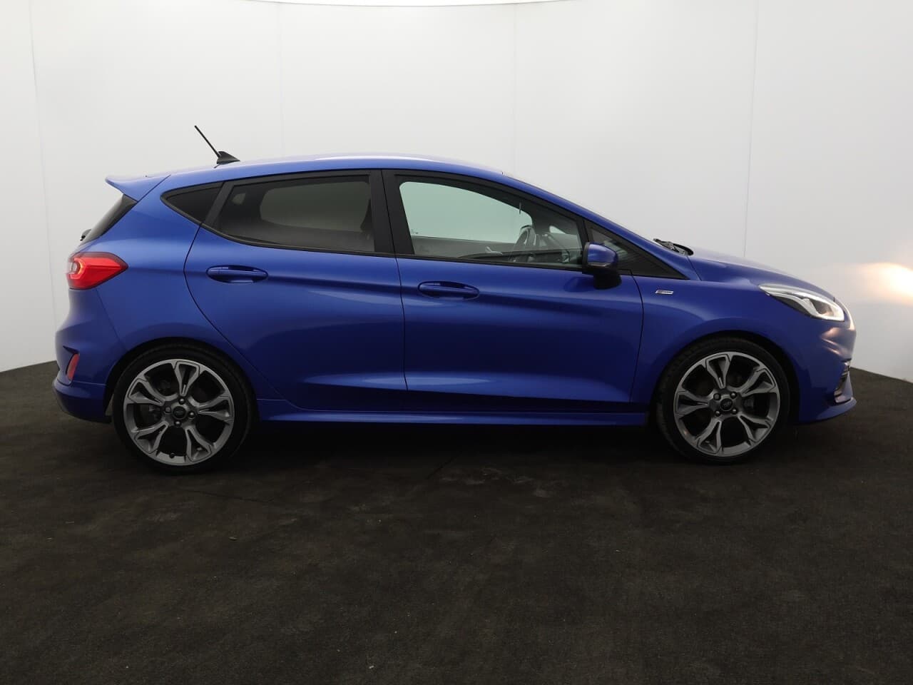 Ford Fiesta 1.0T EcoBoost GPF ST-Line X — image 11