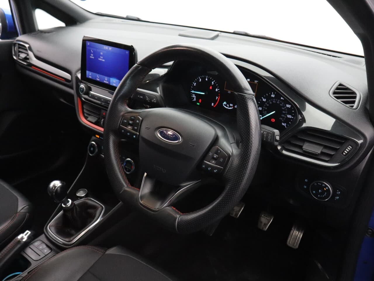 Ford Fiesta 1.0T EcoBoost GPF ST-Line X — image 14