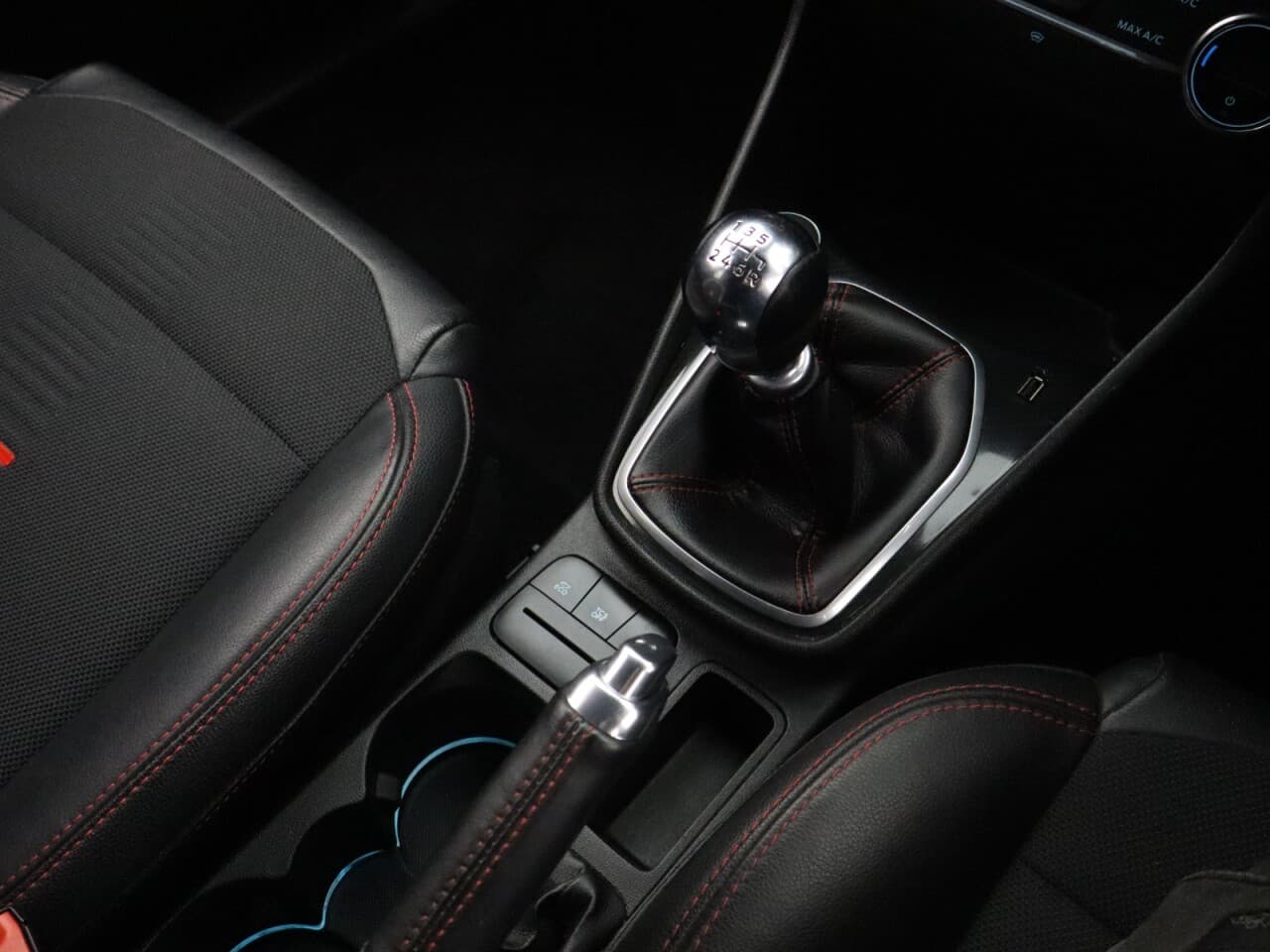 Ford Fiesta 1.0T EcoBoost GPF ST-Line X — image 23