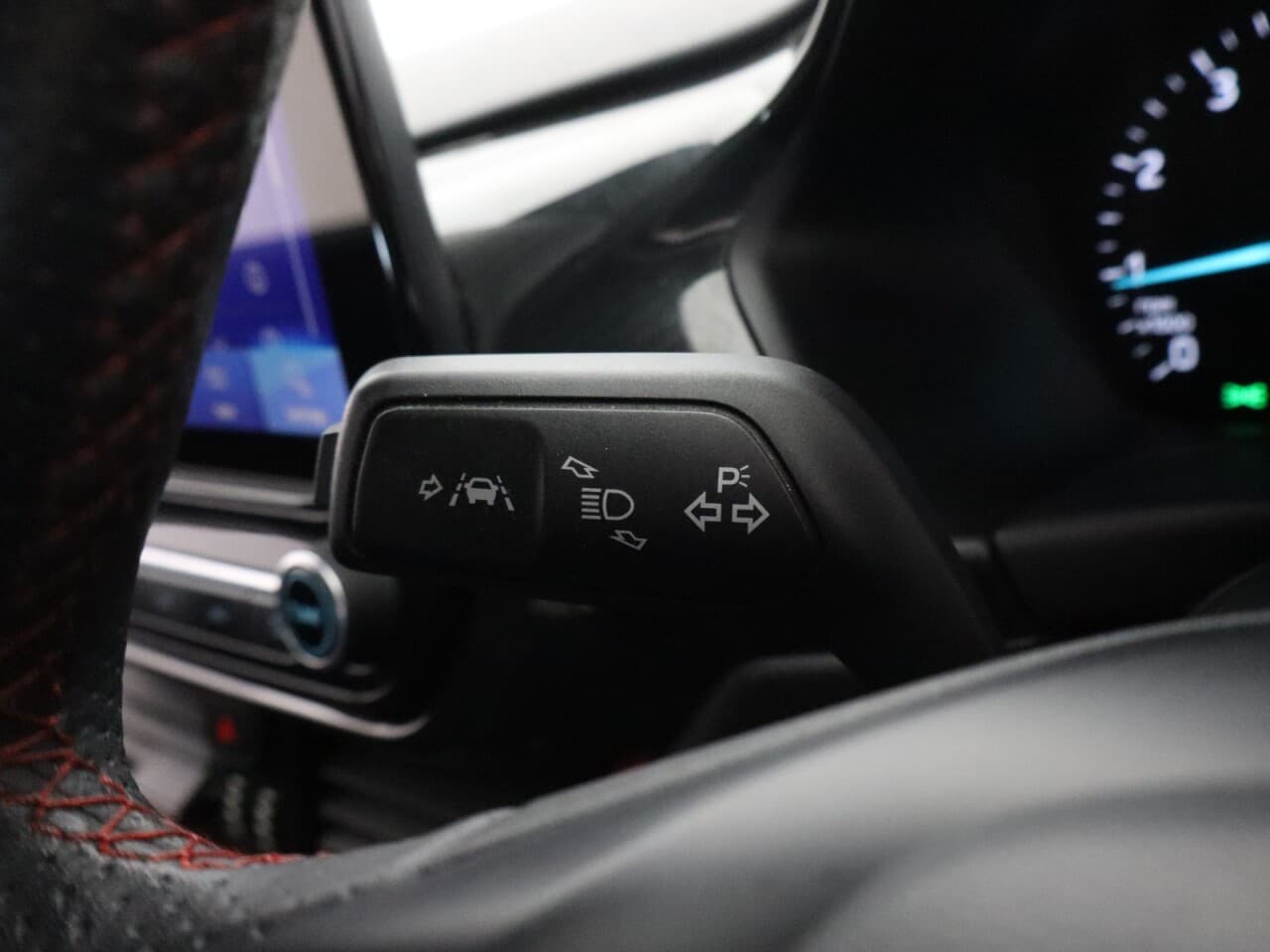 Ford Fiesta 1.0T EcoBoost GPF ST-Line X — image 37