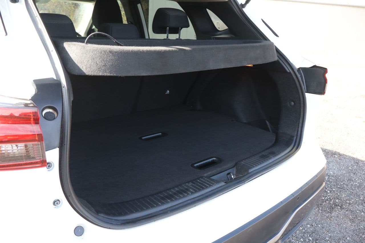 Nissan Qashqai 1.3 DIG-T MHEV N-Connecta Glass Roof — image 45