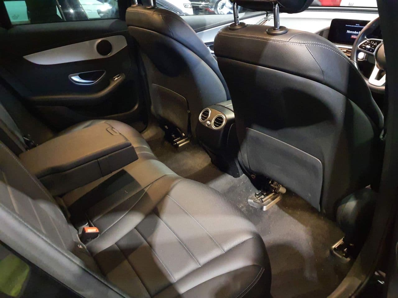 Mercedes-Benz Eqc EQC 400 80kWh Sport — image 13