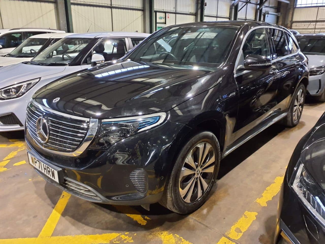 Mercedes-Benz Eqc EQC 400 80kWh Sport — image 5