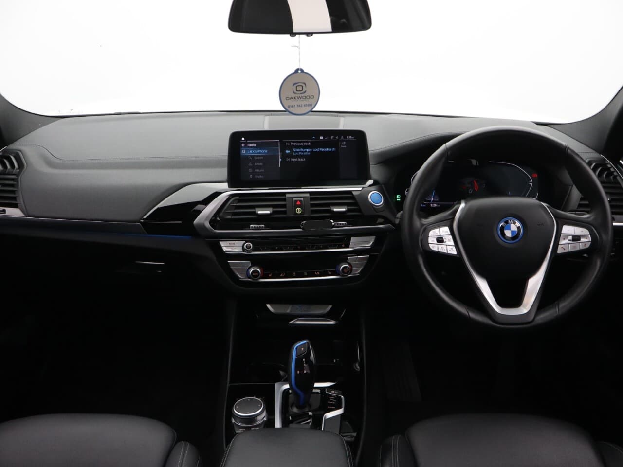 BMW IX3 80kWh Premier Edition — image 12