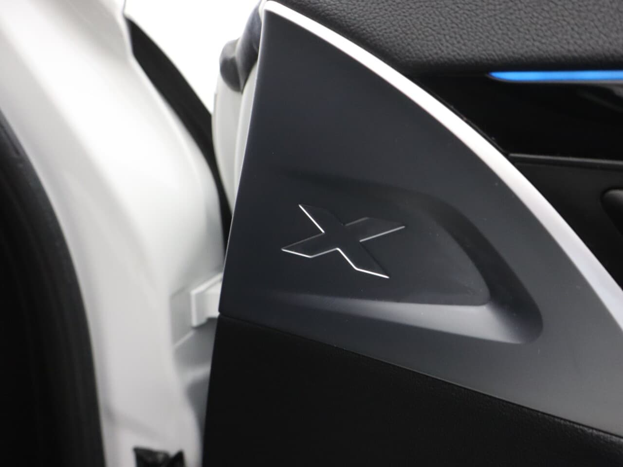 BMW IX3 80kWh Premier Edition — image 57