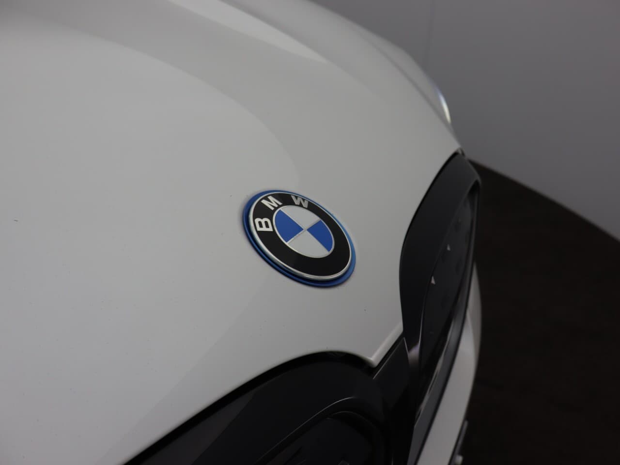 BMW IX3 80kWh Premier Edition — image 67