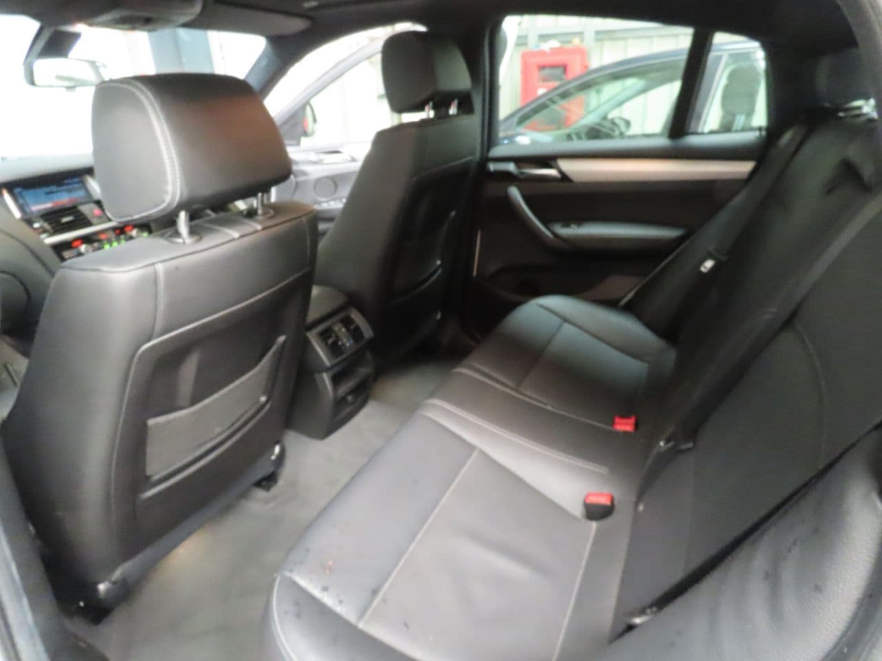 BMW X4 2.0 20d M Sport — image 12
