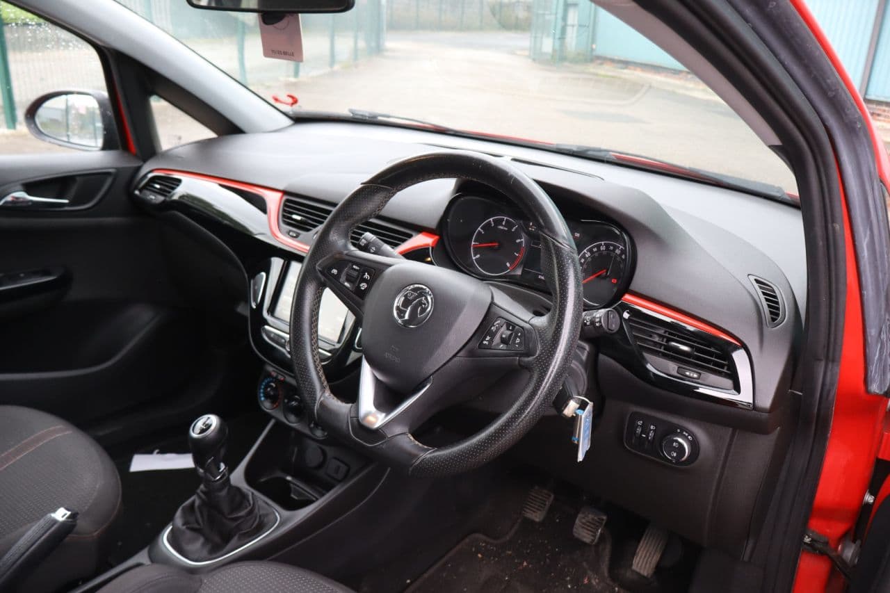 Vauxhall Corsa 1.4i ecoTEC SRi VX Line Nav Black — image 6