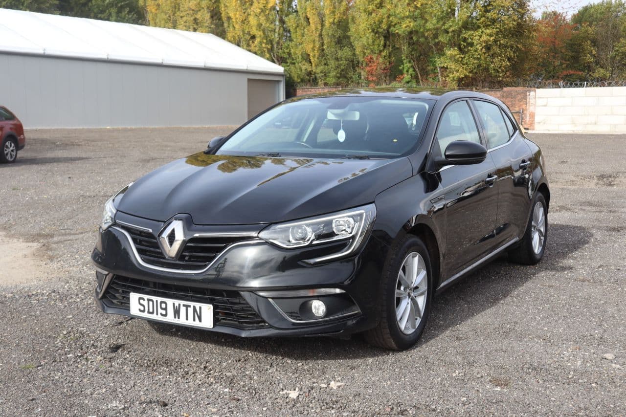 Renault Megane 1.3 TCe Play — image 5