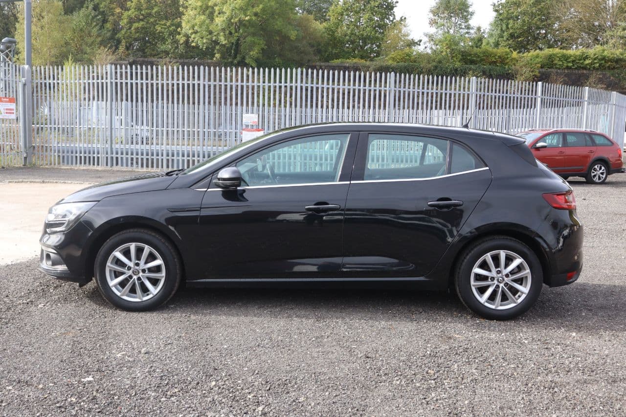 Renault Megane 1.3 TCe Play — image 6