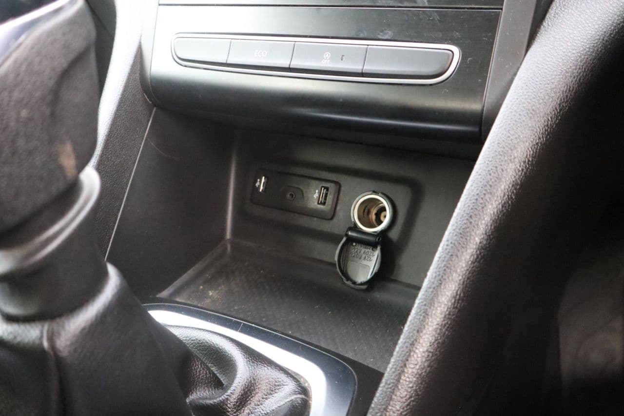 Renault Megane 1.3 TCe Play — image 26
