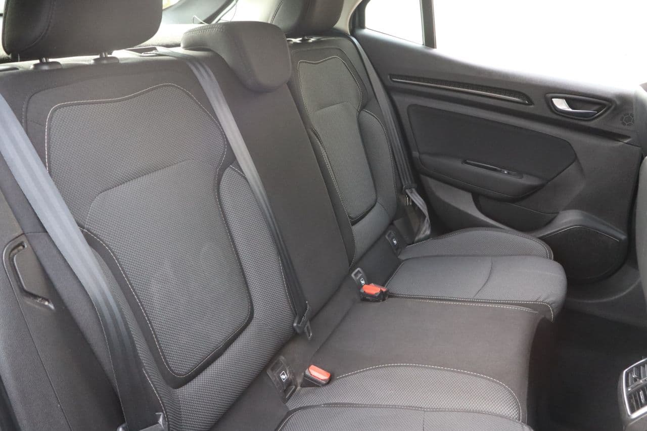 Renault Megane 1.3 TCe Play — image 40