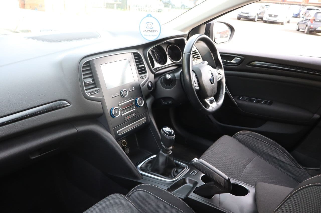 Renault Megane 1.3 TCe Play — image 38