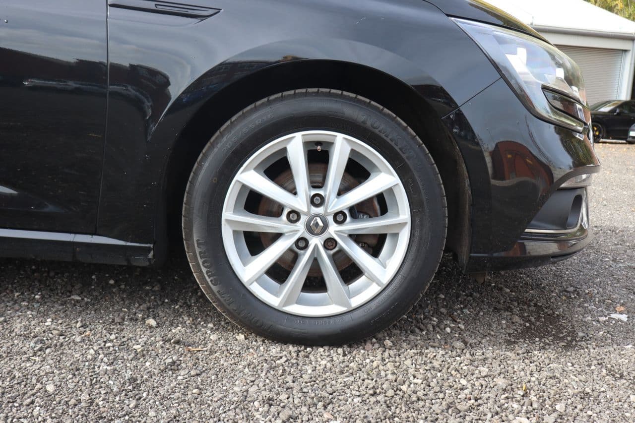Renault Megane 1.3 TCe Play — image 47