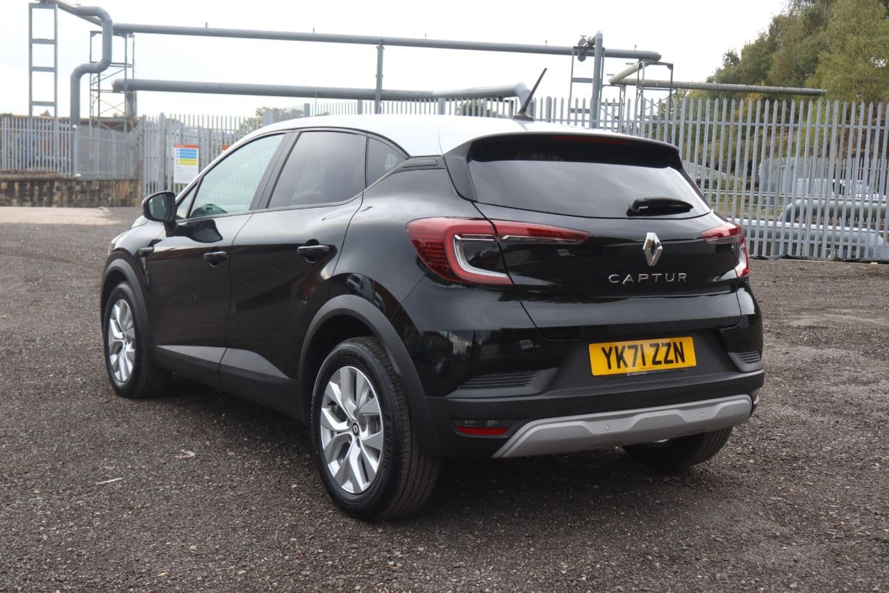 Renault Captur 1.0 TCe Iconic — image 8