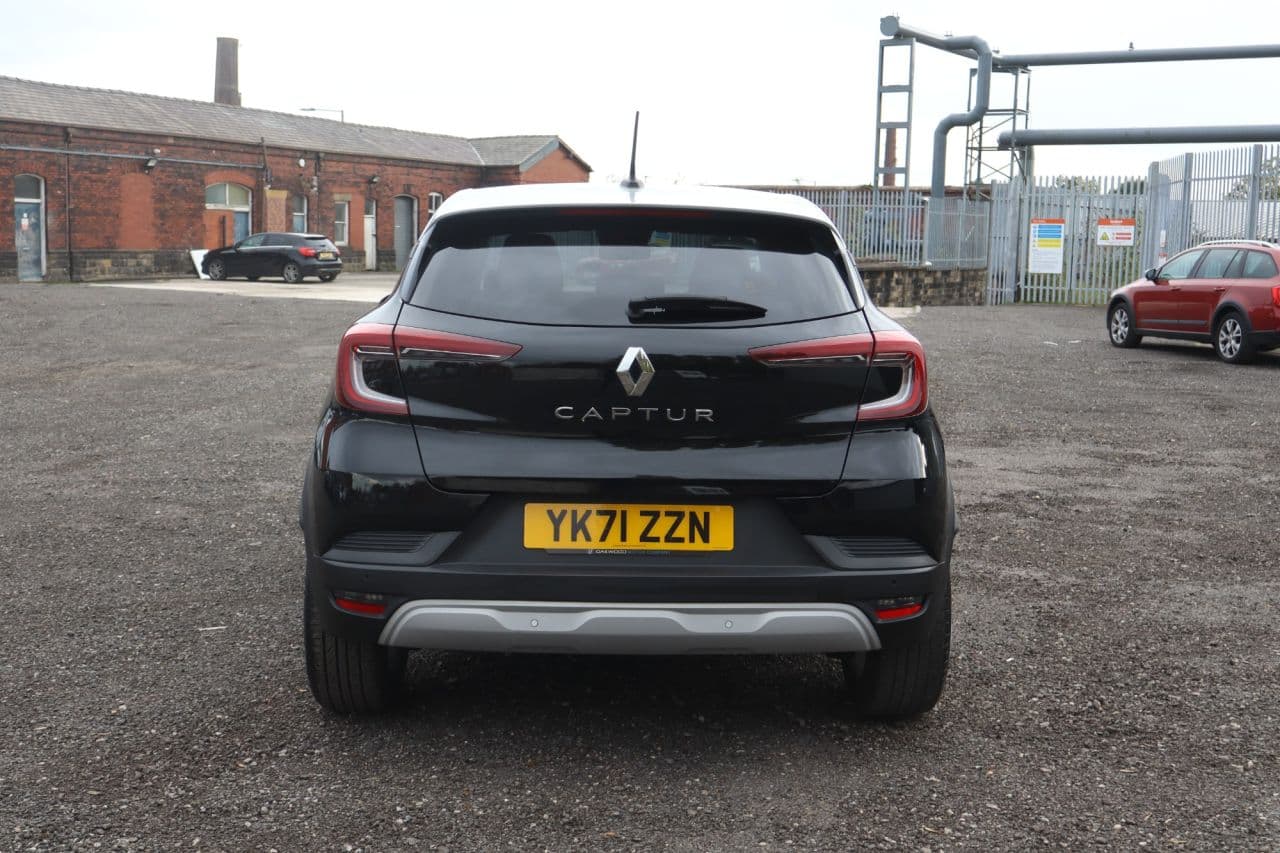 Renault Captur 1.0 TCe Iconic — image 9