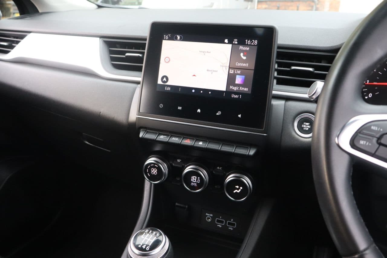 Renault Captur 1.0 TCe Iconic — image 21