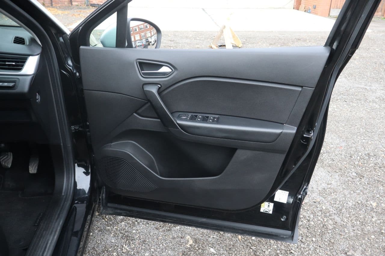 Renault Captur 1.0 TCe Iconic — image 44