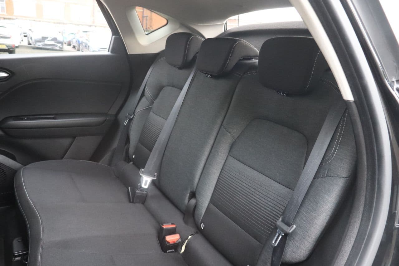Renault Captur 1.0 TCe Iconic — image 42