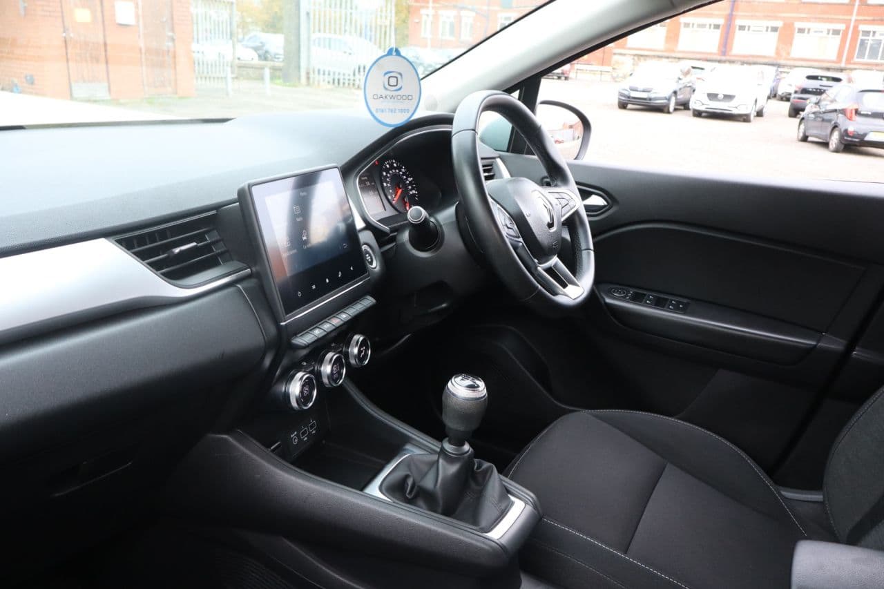 Renault Captur 1.0 TCe Iconic — image 39