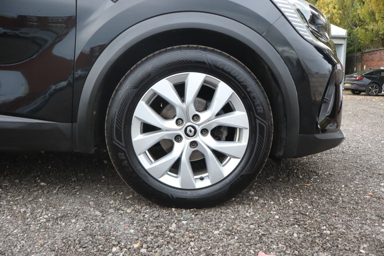 Renault Captur 1.0 TCe Iconic — image 47